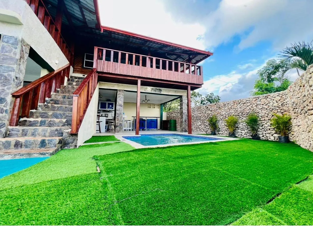 Villa Loma Alta Cabrera